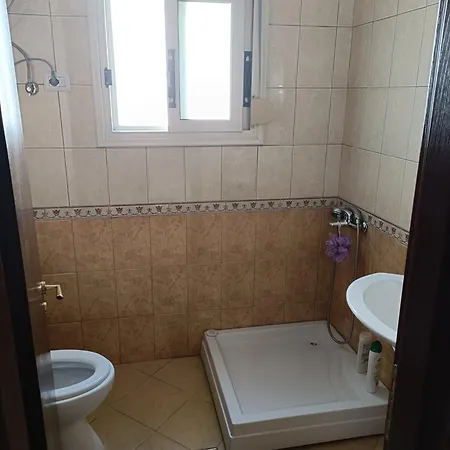 Appartamento-vacanza,6 Posti Letto,vista Mare * Vlorë